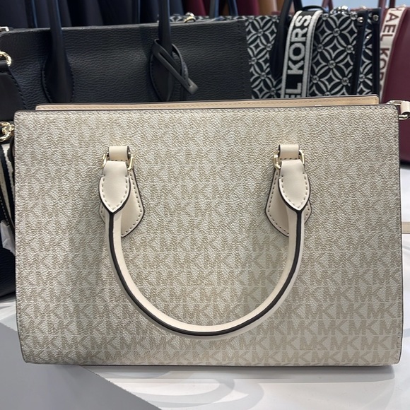 Michael Kors Sheila Medium Signature Logo and Metallic Satchel Crossbody Center - Picture 9 of 16
